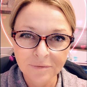 Meet your Posher, Sheri